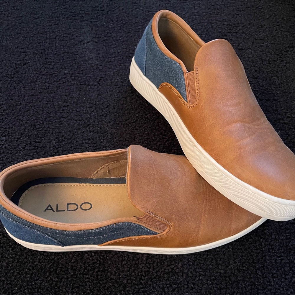 ALDO SLIP-ONS